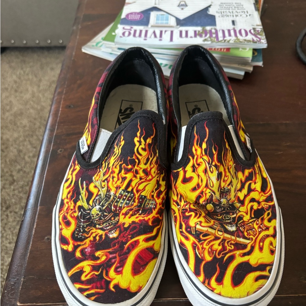 Vans - Picture 2 of 4